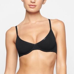 Skims Kim Kardashian Cotton Logo Underwire Demi Soft Bra Soot Black
